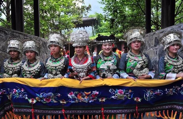 4-Day West Hunan Na&Culture Discovery Tour (Zhangjiajie+Fenghuang)