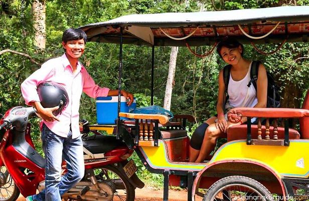 Angkor Wat Sunrise Private Tour via Tuk Tuk from Siem Reap