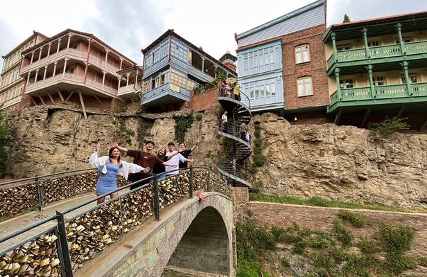 Tbilisi old town & soviet heritage - Private driver-guided Tour