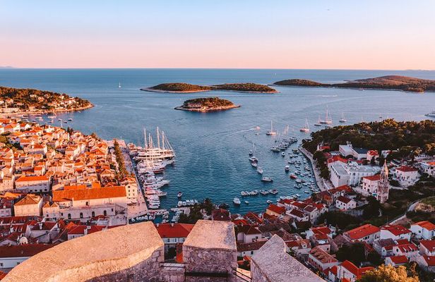 Full-Day Hvar & Pakleni Islands Speedboat Private Tour from Split