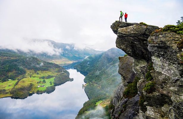 5-Hour Guided Hike Tour to Himakånå The Mini Trolltunga
