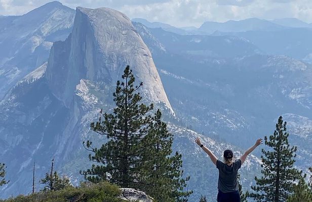 Semi Private Yosemite Valley Tour with Hotel Pick Up and Lunch