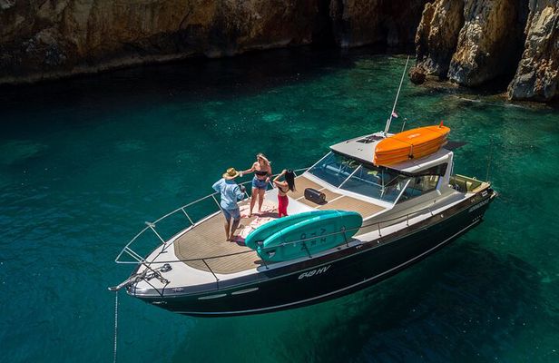 Private custom Blue & Green Cave tour with yacht from Hvar town
