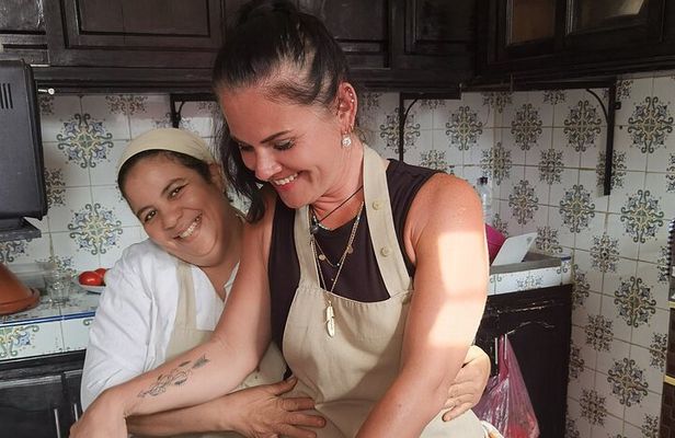 Half-Day Cooking Class with Local Chef Laila in Marrakech