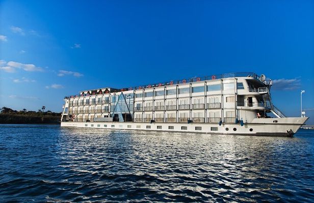 3-Nights Cruise from Aswan to Luxor with Hot Air Balloon