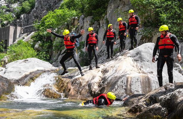 Extreme Canyoning on Cetina River from Split or Šestanovac