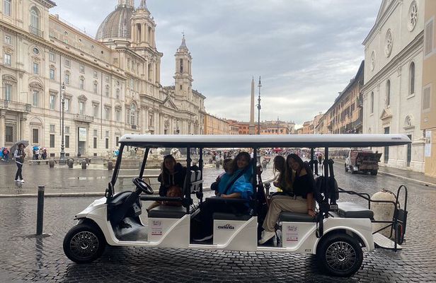 Private golf-cart tour in Rome