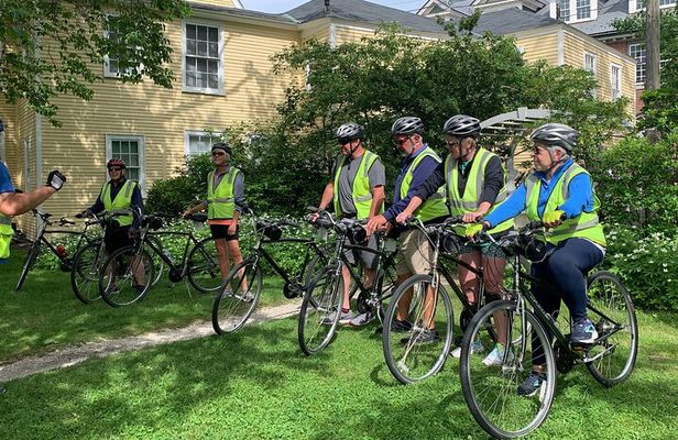 VIP Private & Custom Group Bike Tour | 2-2.5 hrs.