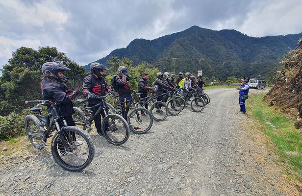 Death Road by Bike and Zip Line