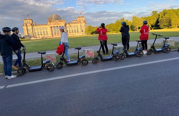 2 Hours E-Scooter Tour