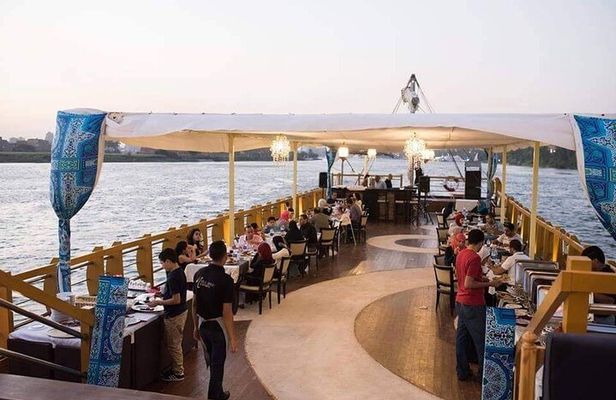 5-Days 4-Nights Private Dahabiya Nile Cruise from Luxor to Aswan including tour