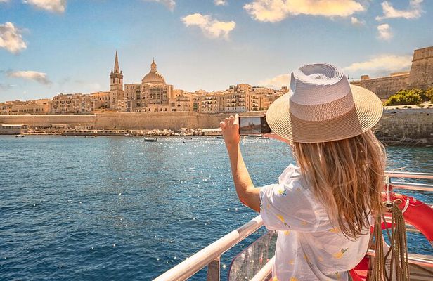 1-Day Hop-On Hop-Off Bus + Harbour Cruise Ticket