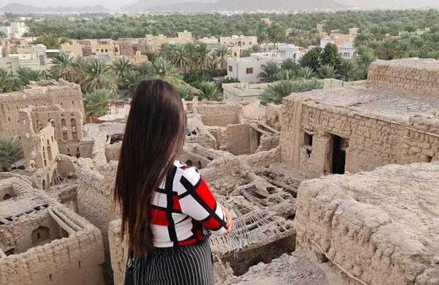 Full Day Private Historical Tour from Muscat to Nizwa Region