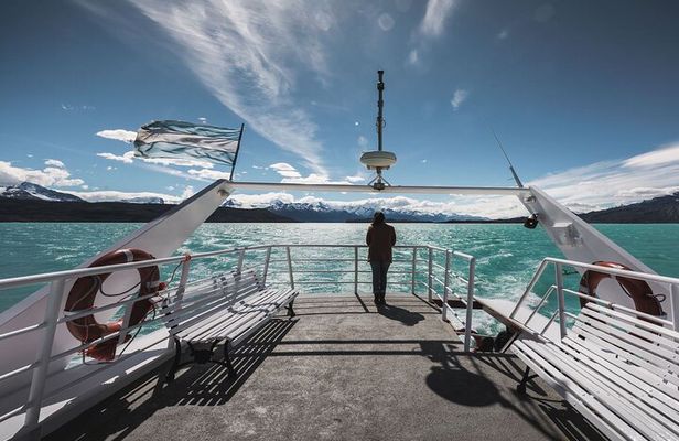 Unique Gourmet Experience - Perito Moreno Glacier Boat Ride