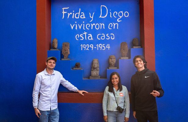 Frida Kahlo Museum & Coyoacan Tour