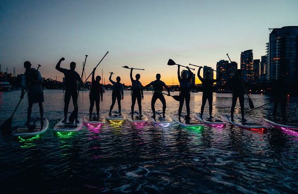 Light the Night Kayak or Stand-Up Paddleboard Tour in Vancouver