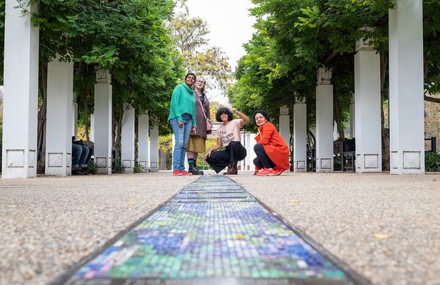 Women's History Walking Tour with Local Guide