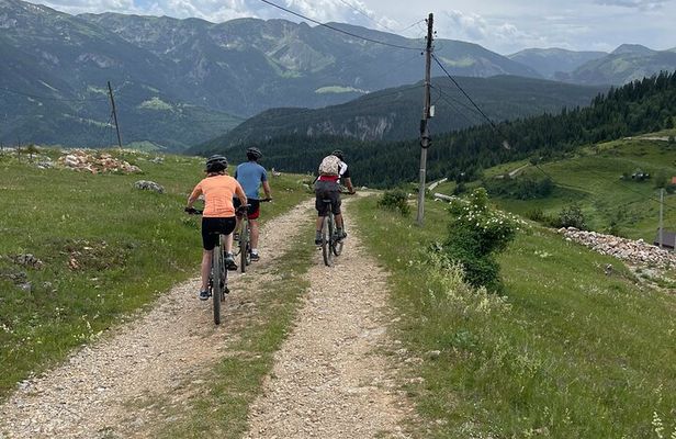 Mountain Biking Tour