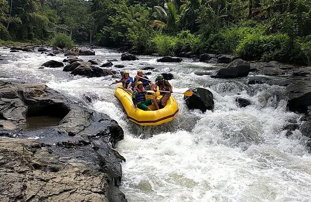 Rafting at Jangkok River Lombok