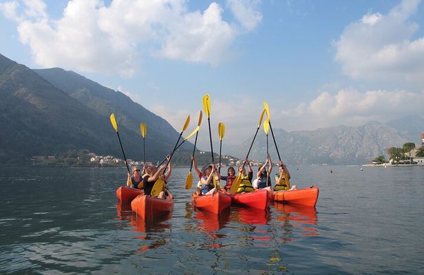 Bay of Kotor: 2.5-Hour Kayak Tour