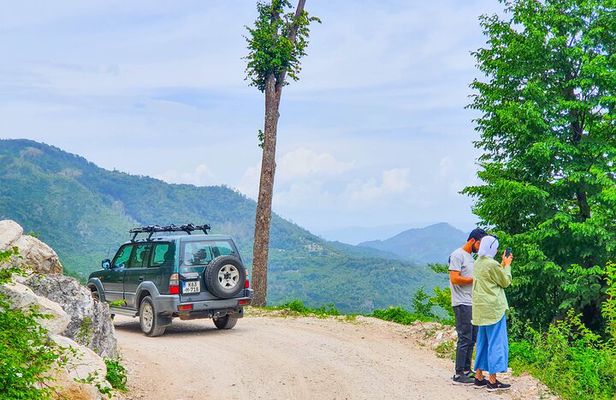 Private Lukomir Village 4x4 Off-Road Safari Tour from Sarajevo
