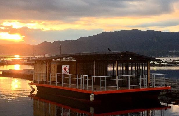 Dinner Cruise on HANAIKADA (Raft-Type Boat) with Scenic View of Miyajima