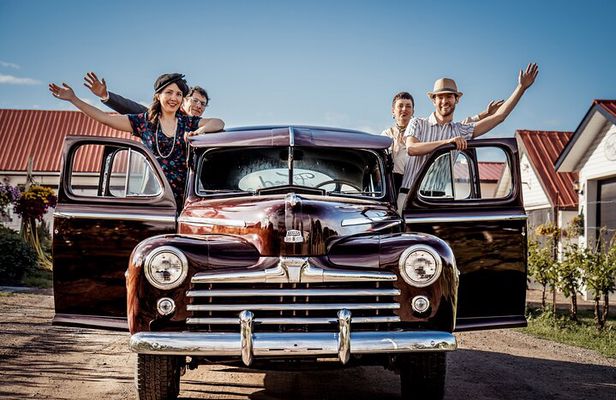 The Classic Vintage Car Wine Tour