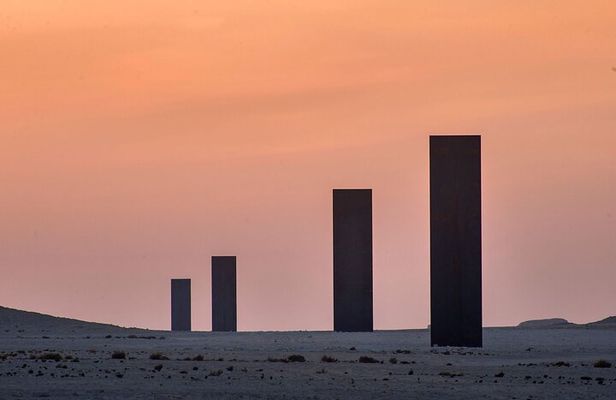 West of Qatar Tour || Richard Serra || Mushroom Rock Formation