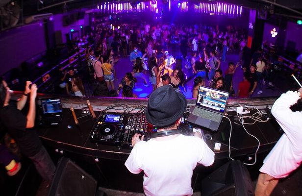 Cebu City Light's Pub Crawl