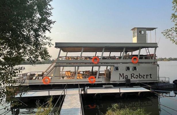 Guided Tour of Victoria Falls & Sunset Cruise Combo
