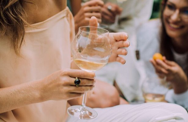 Experience a Decadent French Picnic with Wine Pairing in Paris