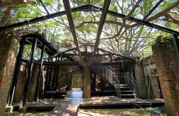 Tainan Ancient Capital & Wushantou Reservoir One Day Tour