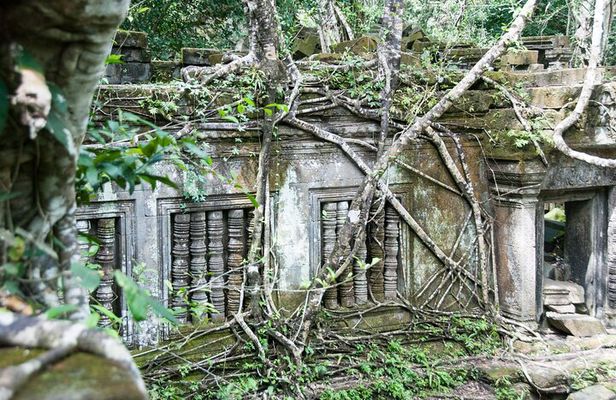 Full Day Adventure to Remote temples, Koh Ker and Beng Mealea