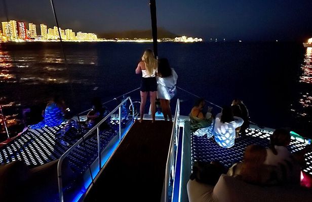 Starlit Party Cruise on Moana