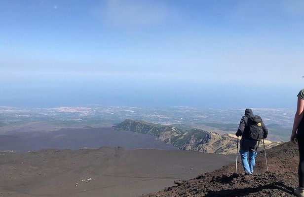 Etna craters excursion 3000 m.