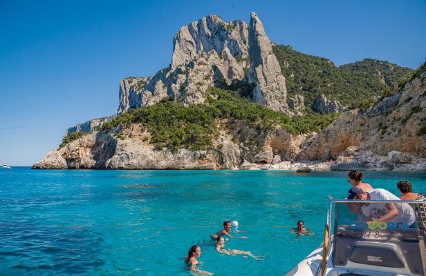 Cala Mariolu tour with Swim Stops