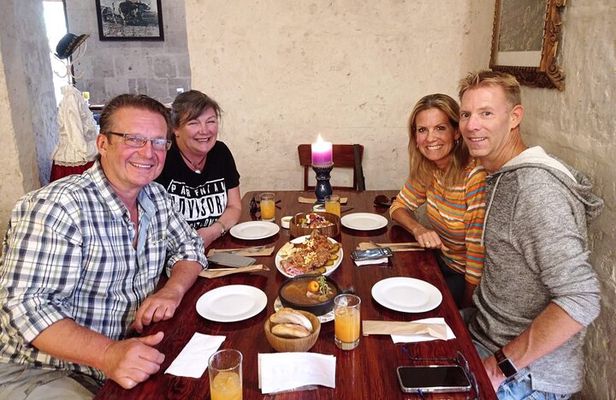 A 3-hour Guided Food Tour with 4 Iconic Restaurants of Arequipa
