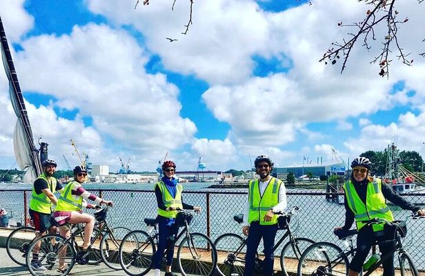 Public | Art Through History Bike Tour | Where Art Tells History