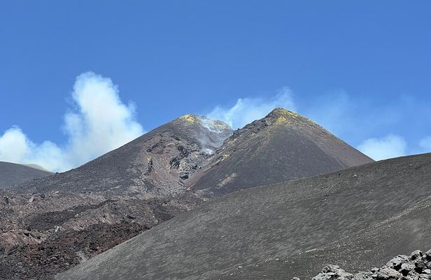 Guided Trekking on Etna 3000 Meters