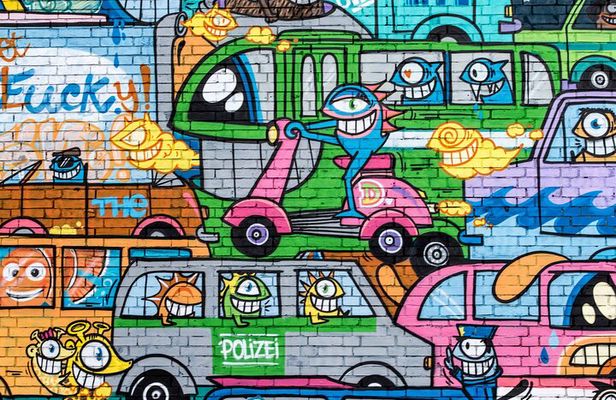 3-Hour Cologne Street Art Bike Tour in Small Group with Guide