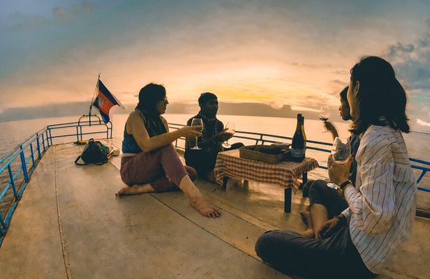 Floating Village Sunset Boat & Jeep Tour - Inclusive Drinks