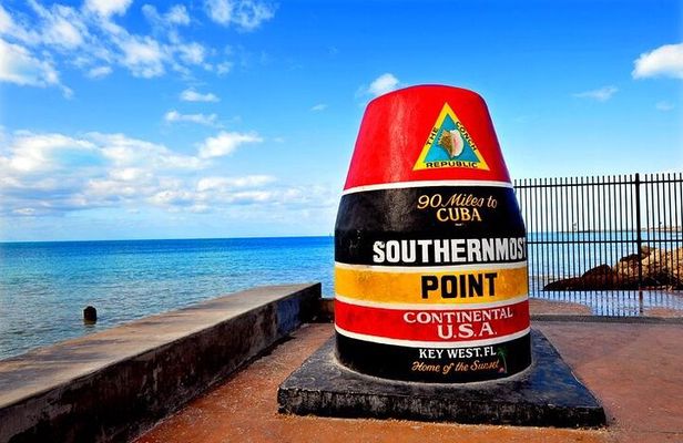 Full day tour of The Florida Keys - Key Largo Islamorada Key West