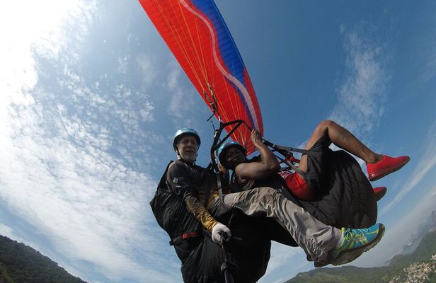 Paraglider tandem flight
