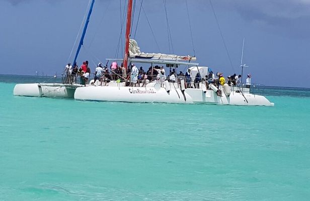 Punta Cana Party Boat with Open Bar, Snorkeling & Natural Pool