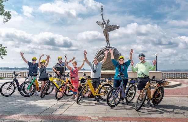 Electric Bike Art and Architecture Guided Tour in Jacksonville