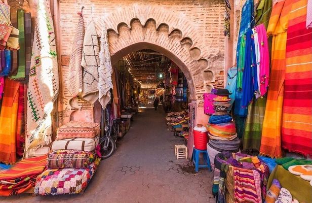 Marrakech Private Shopping Tour: Historical Medina & Souks 