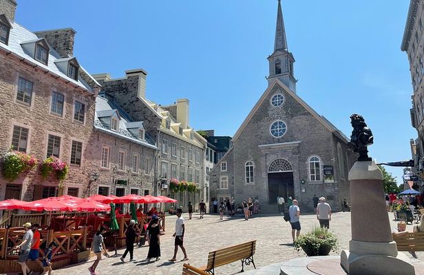 Historic District of Old Quebec walking tour (3h) 