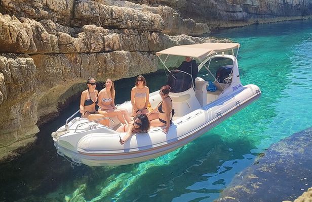 Half-Day Private Speedboat Excursion to Sazan Island & Karaburun