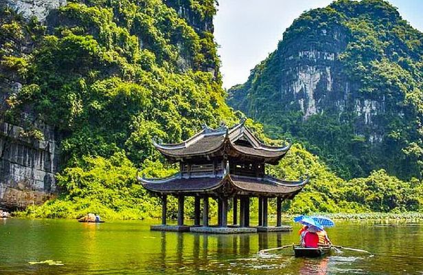 Ninh Binh Full Day Tour From Hanoi to Hoa Lu, Tam Coc, Mua Cave 