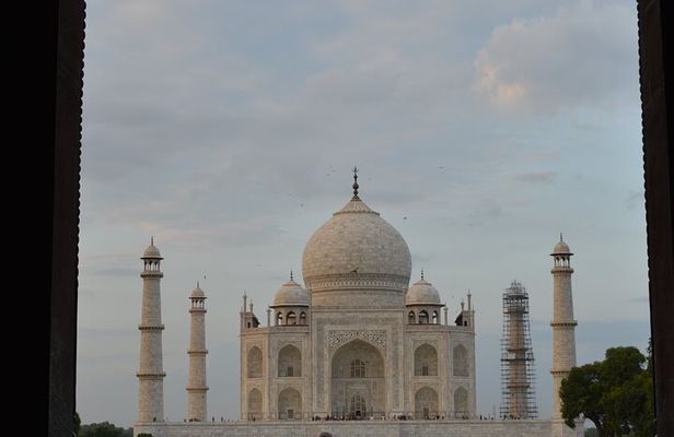 Same Day Agra Taj Mahal Tour by Express Train From Delhi